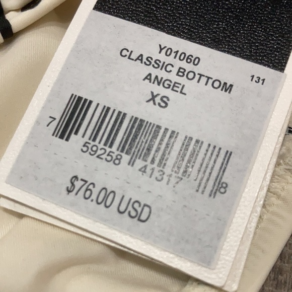 Juicy couture 2 piece set - Picture 9 of 12